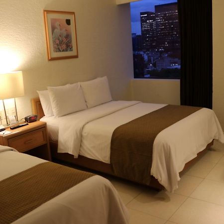 Hotel PF Mexico-stad Buitenkant foto