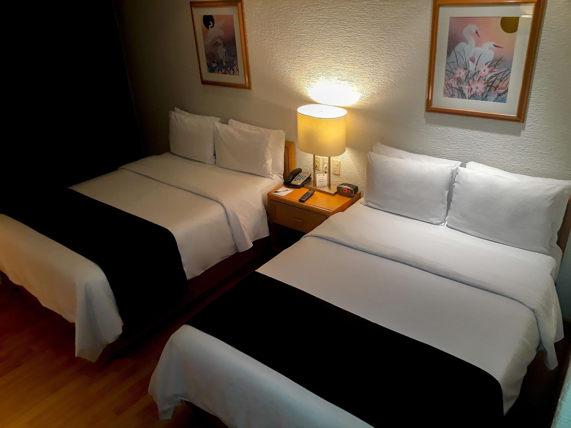 Hotel PF Mexico-stad Buitenkant foto