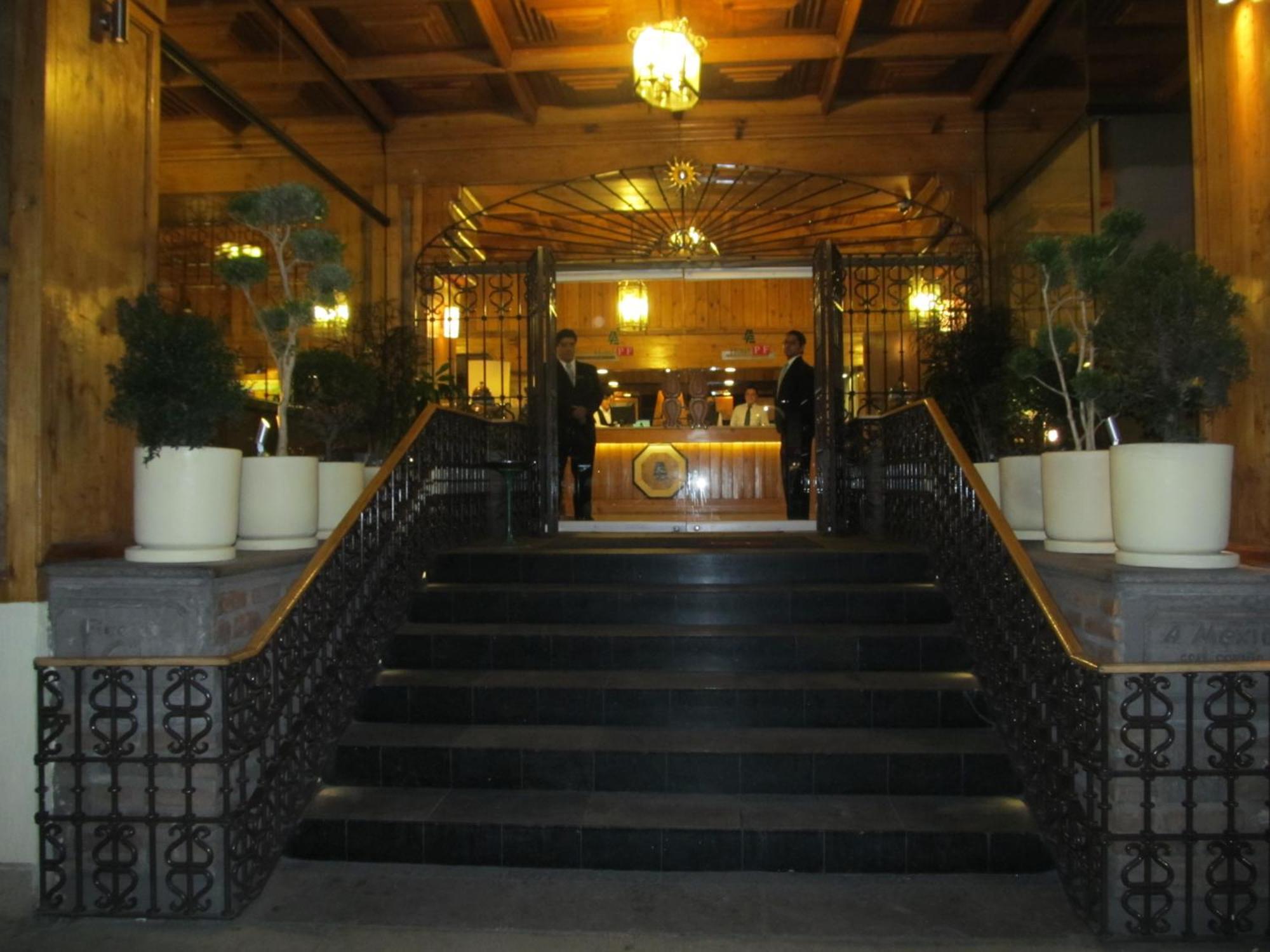 Hotel PF Mexico-stad Buitenkant foto